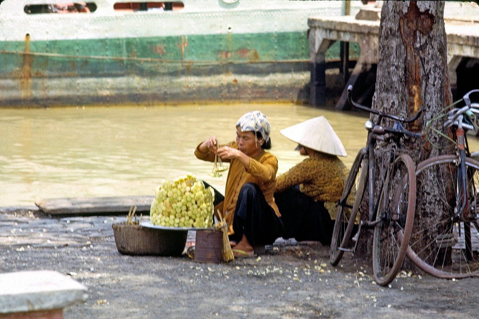 Precious color photos of Saigon in the 1960s