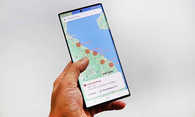 Google Maps warns of flood-stricken areas in Central Vietnam