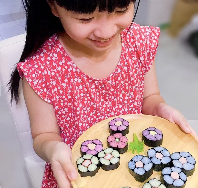 Creative bentos of an oversea Vietnamese in the Land of Rising Sun Creative bentos of an oversea Vietnamese in the Land of Rising Sun