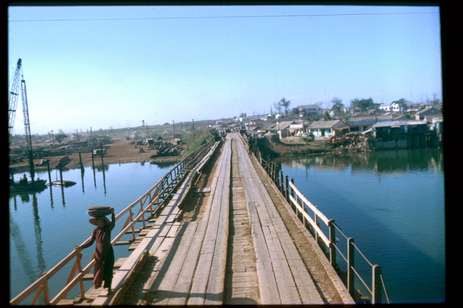 Rare color photos of Quang Tri province in 1960s Rare color photos of Quang Tri province in 1960s