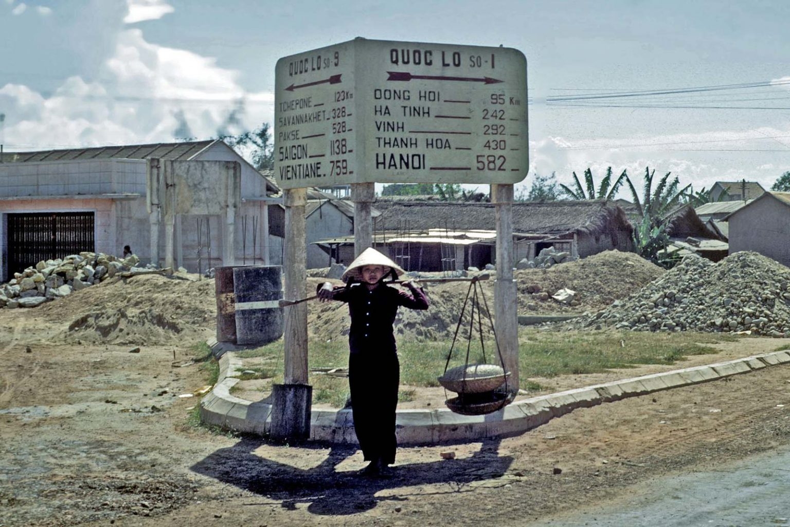 Rare color photos of Quang Tri province in 1960s Rare color photos of Quang Tri province in 1960s