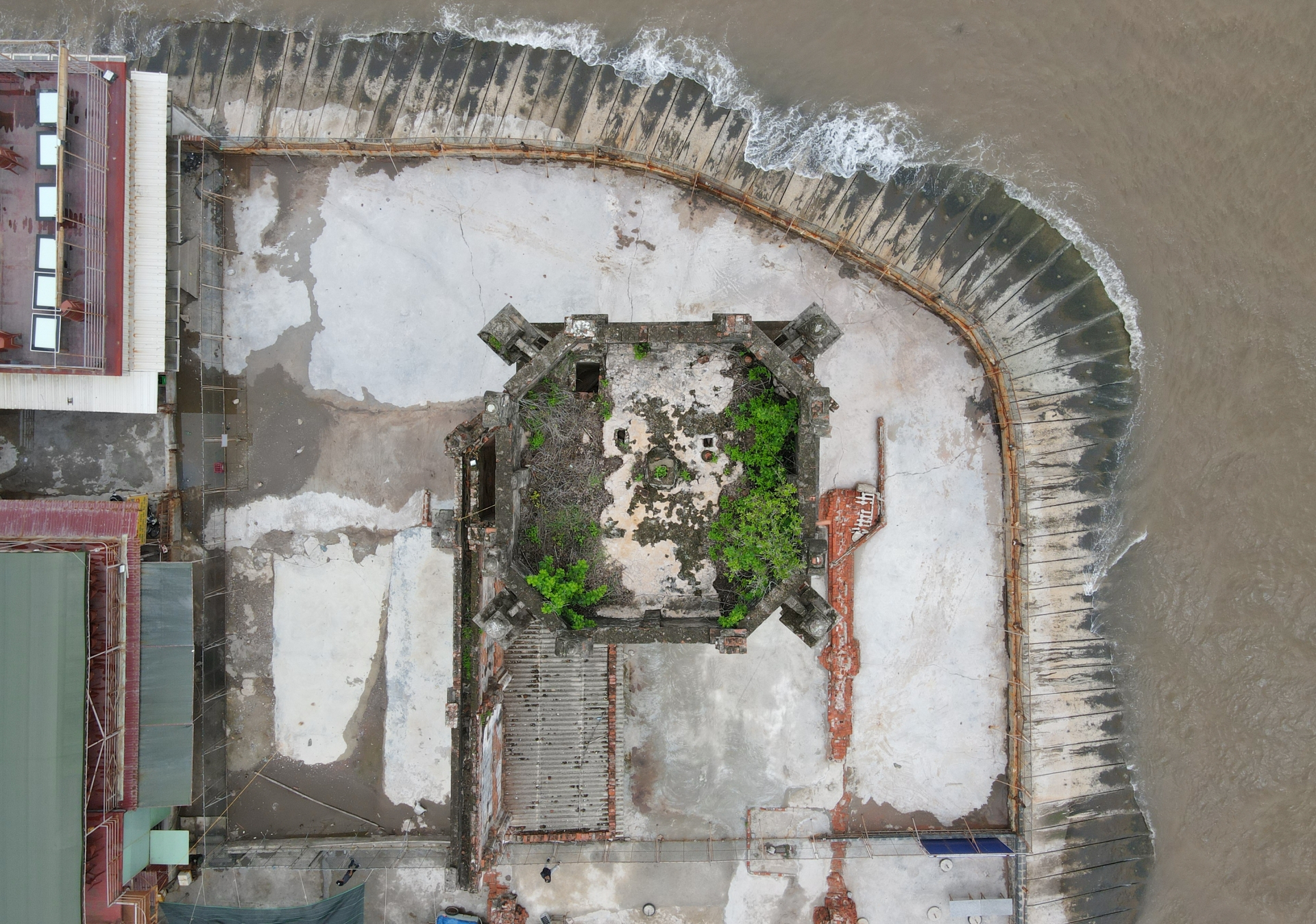 Unspoiled beauty in coastal 'Fallen church', northen Vietnam
