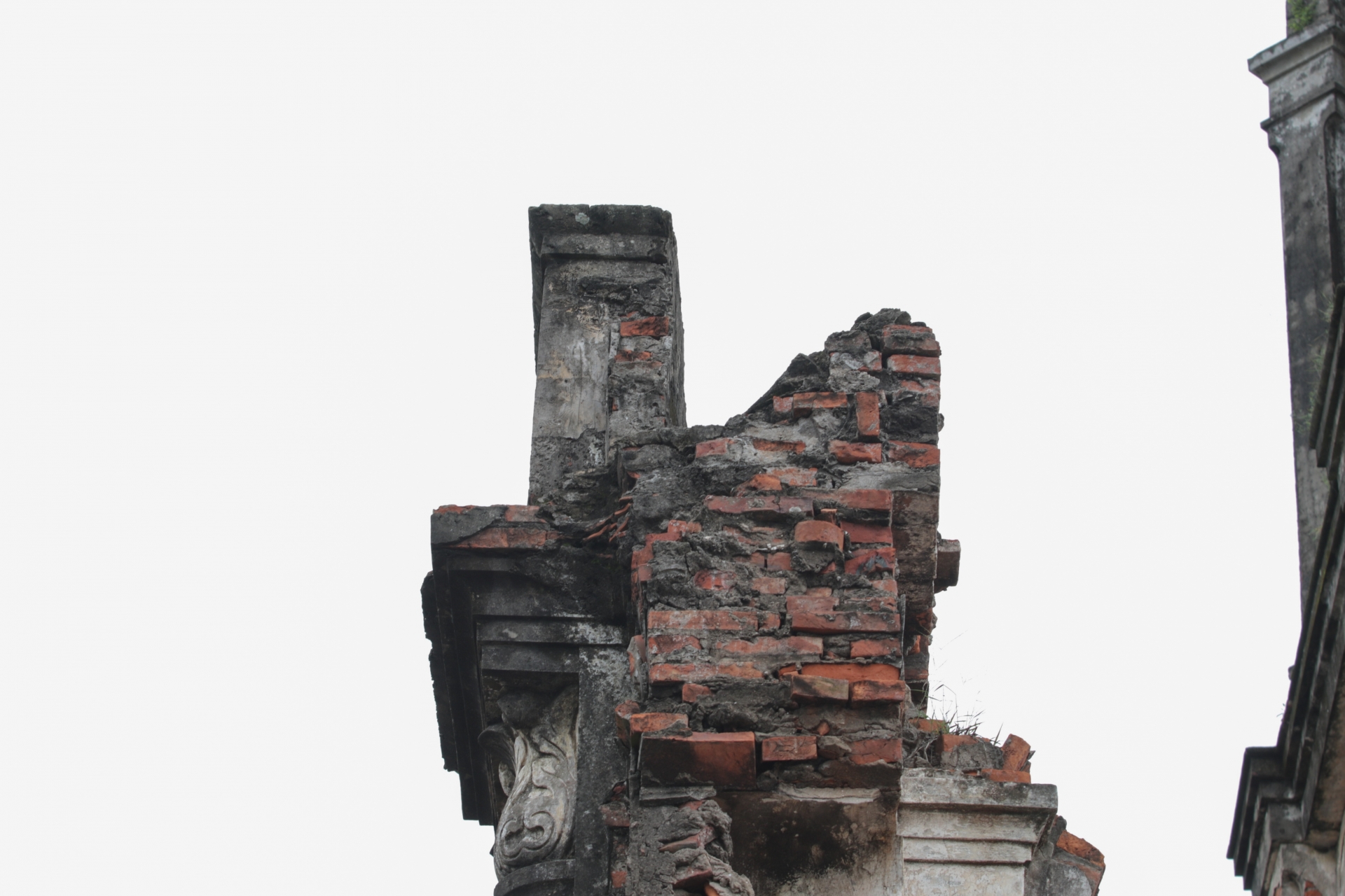 Unspoiled beauty in coastal 'Fallen church', northen Vietnam
