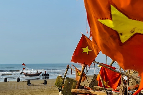 Off-the-beaten-track fishing village in Sam Son Beach