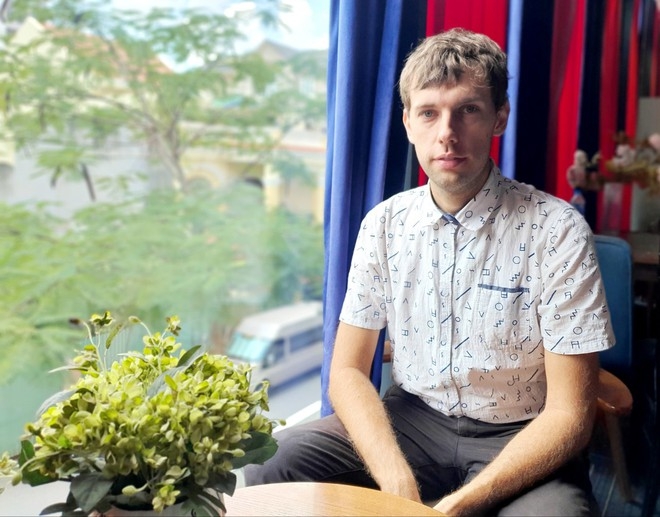 Czech man fullfils childhood dream of marrying a Vietnamese girl