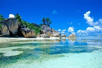 vietnam wins various categories in world travel awards 2020