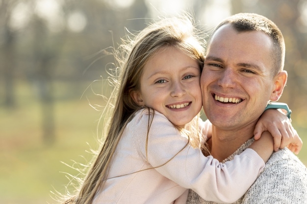 The best wish to your father would make a perfect gift for him on this special day (Photo Freepik) 