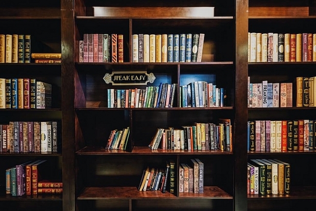 ‘Hidden’ bars in the heart of Hanoi