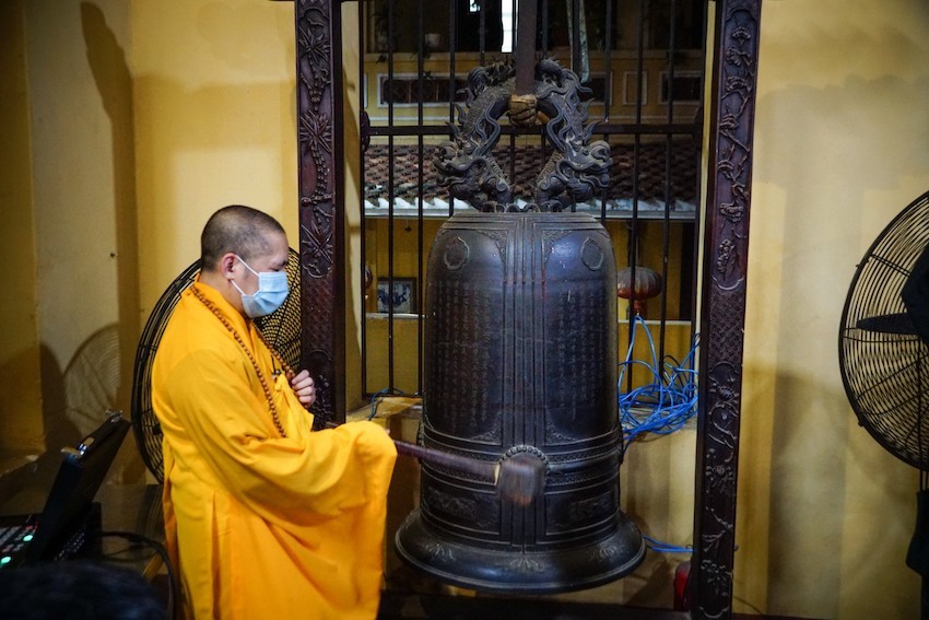 Photo: Vietnam Mourns 23,000 Plus Covid Victims in Memorial Ceremony