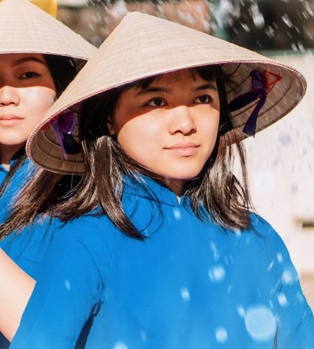 Students Put Vietnamese Classes on Ivy League Map
