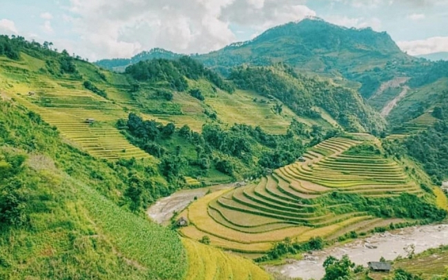 Irresitible year-round beauty of Tay Bac