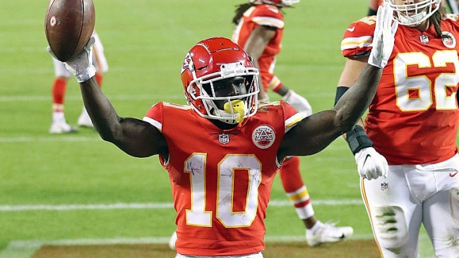 NFL 2020 Week 13: When, where to watch, player props, best bets, picks, predictions