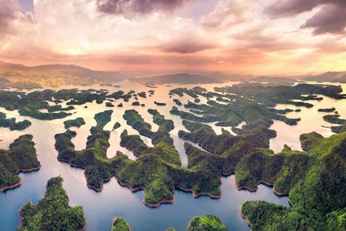 Cat Ba is Vietnam's most-interested destination in 2020 Cat Ba is Vietnam's most-interested destination in 2020