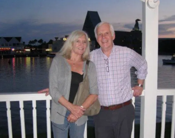 Maureen Bulloch and his wife (Photo: The Sun)  
