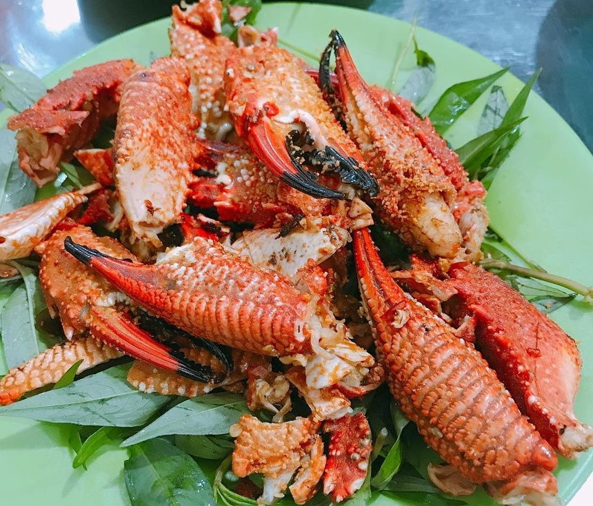 Four dishes with crabs to tickle your taste buds in HCMC