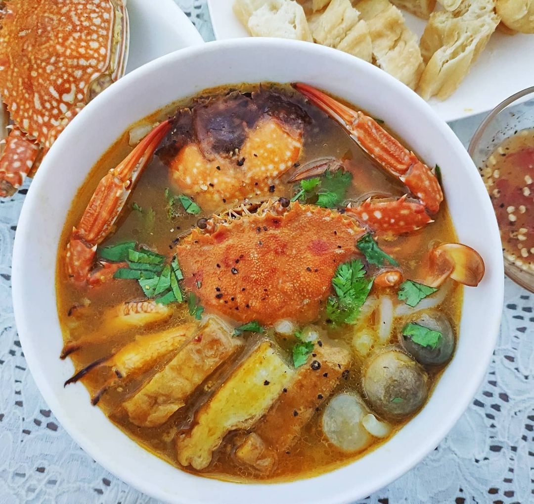 Four dishes with crabs to tickle your taste buds in HCMC