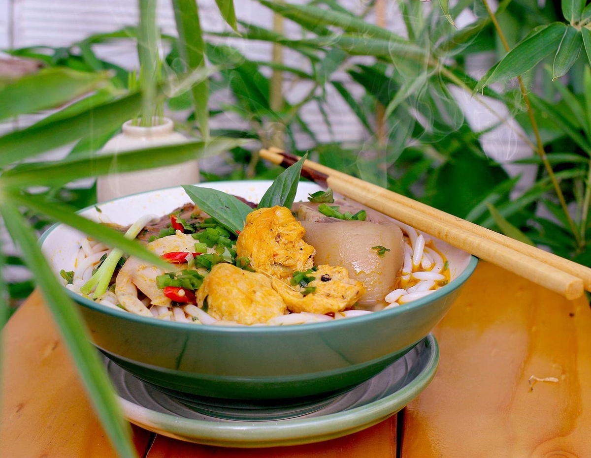 Four dishes with crabs to tickle your taste buds in HCMC