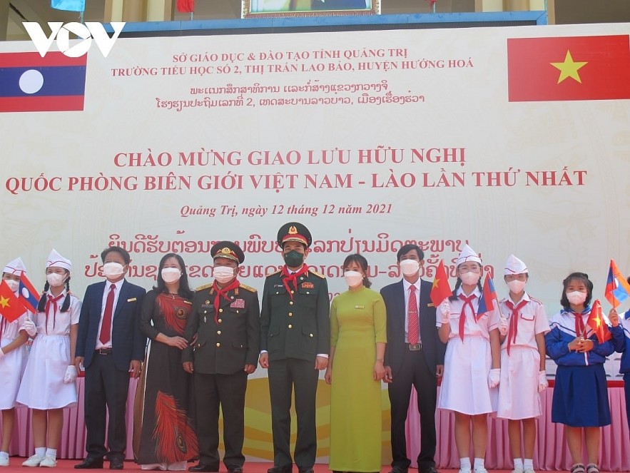 Vietnam, Laos Hold First Border Defence Friendship Exchange - Photos