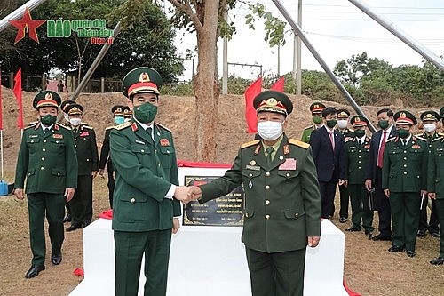 Vietnam, Laos Hold First Border Defence Friendship Exchange - Photos