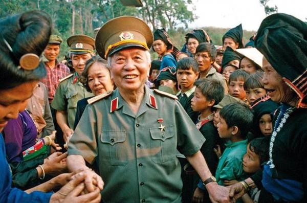 Grand Ceremony Marks 110th Birthday of General Vo Nguyen Giap