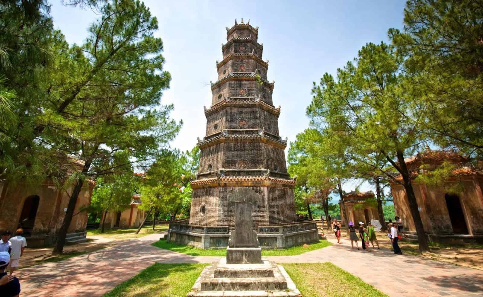 0947-famous-pagodas-in-vietnam-3