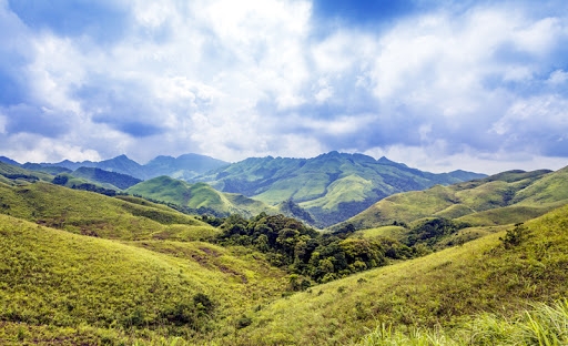 3 most splendid 'dinosaur backbones' in the North of Vietnam