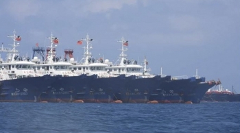 philippines sends more patrol ships amid rift with china
