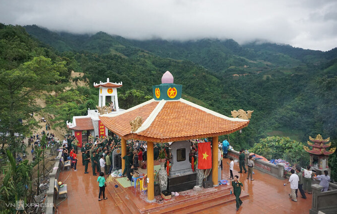 Ha Giang named three new roads after border martyrs