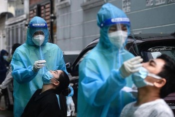 Vietnam Covid-19 Updates (Jan. 1): Daily Count Falls to 16,515, Omicron Outbreak Detected