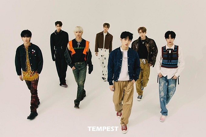 Vietnamese Singer Debuts in K-pop Boy Band