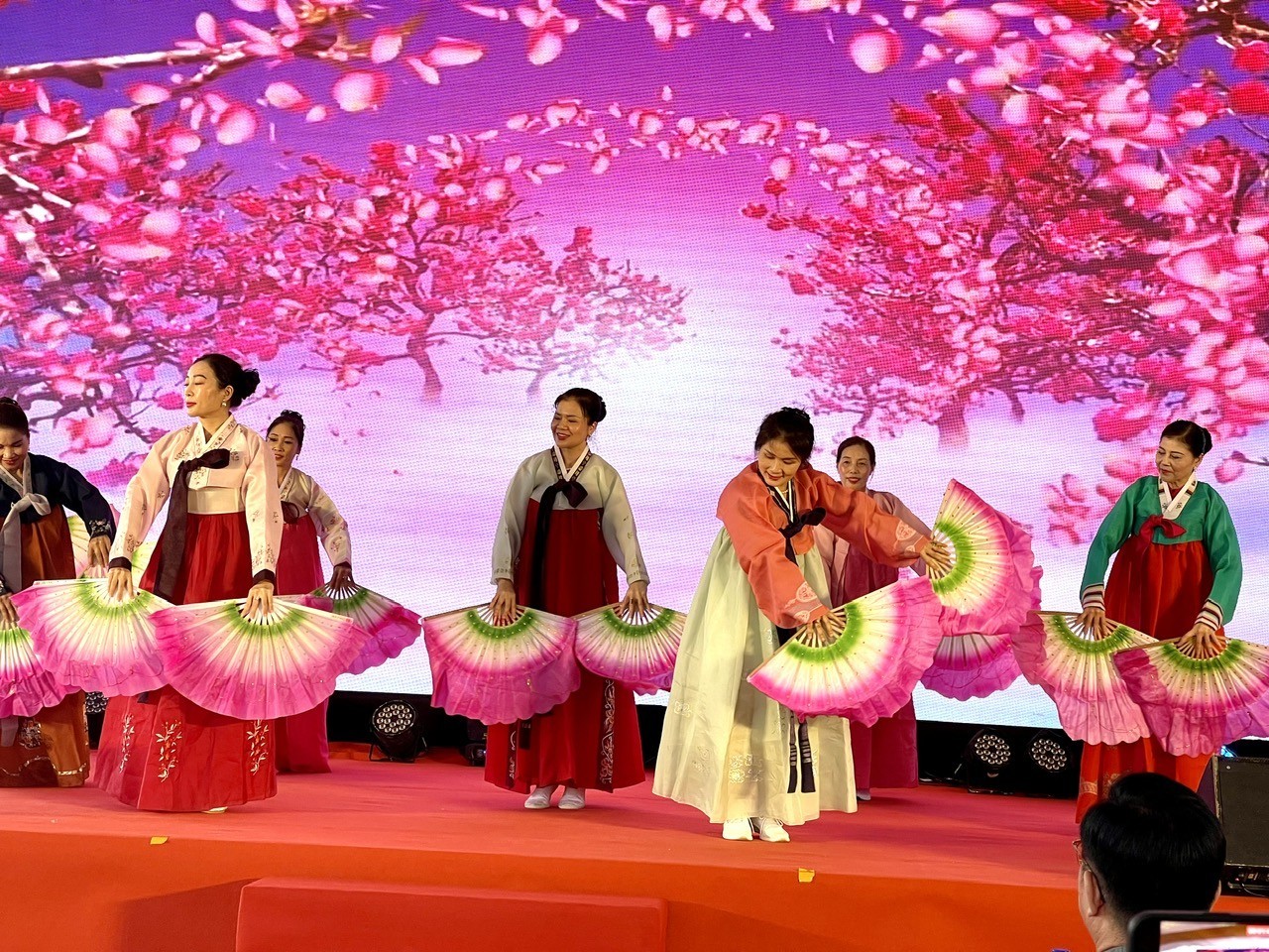 Vietnam - RoK Cultural Exchange to Celebrate New Year 2024 Vietnam - RoK Cultural Exchange to Celebrate New Year 2024