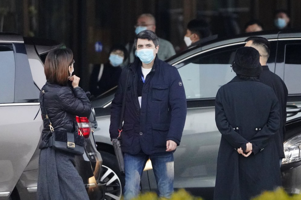 WHO teams visits Wuhan food market in search of virus clues