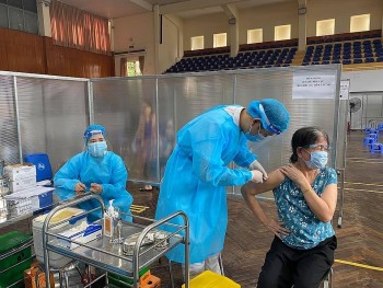 Vietnam Covid-19 Updates (Feb. 19): Daily Caseload Hits 42,439