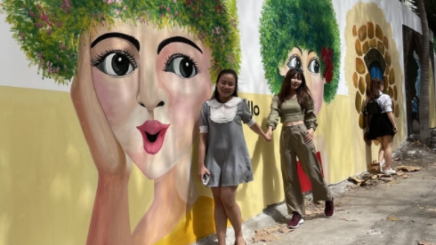 Surprisingly beautiful frescoed alley in Vung Tau popularly shared amongst tourists
