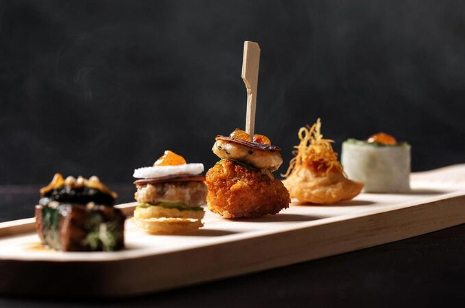 hanoi specialties packed in western food serving style