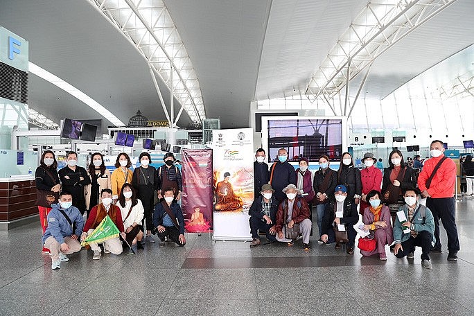 First Vietnamese Tourists Arrive at India After Pandemic Shutdown