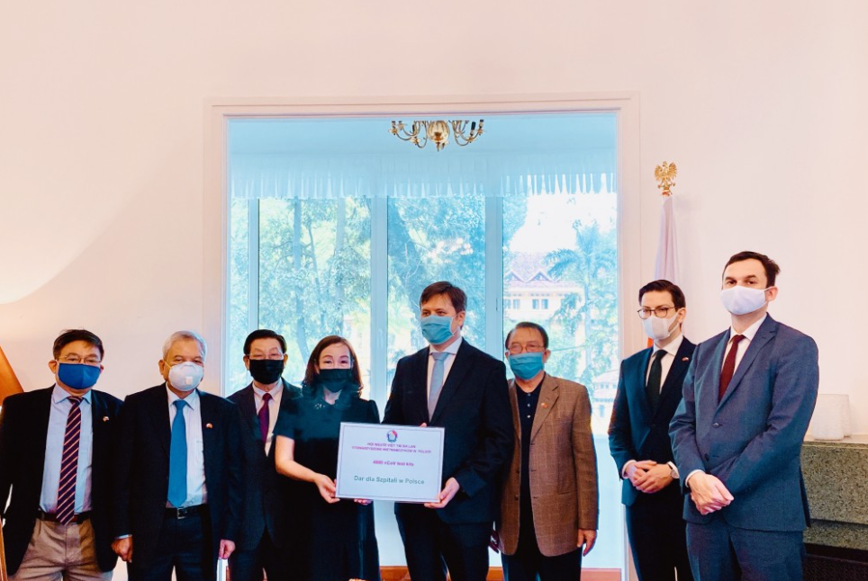 Vietnamese in Poland: Sharing spirit in the ranging pandemic