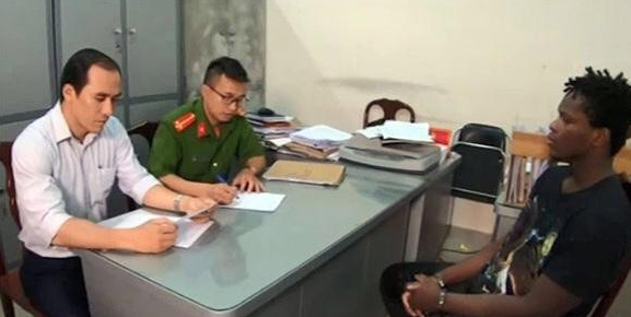 Foreigners arrested for fraudulent property appropriation on single ladies