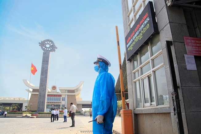 Vietnam COVID-19 Updates (April 12): 2nd home-grown vaccine to hit market in 2022 first quarter