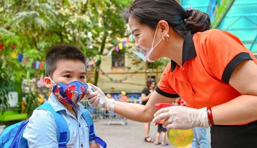 Vietnam Covid-19 Updates (April 12): Daily Local Cases at Over 23,000