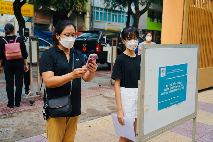 Vietnam Covid-19 Updates (April 20): 24-hour Count Totals Over 13,500 New Cases