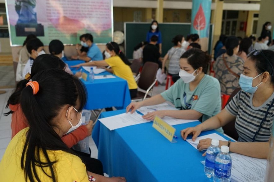 Vietnam Covid-19 Updates (April 20): 24-hour Count Totals Over 13,500 New Cases
