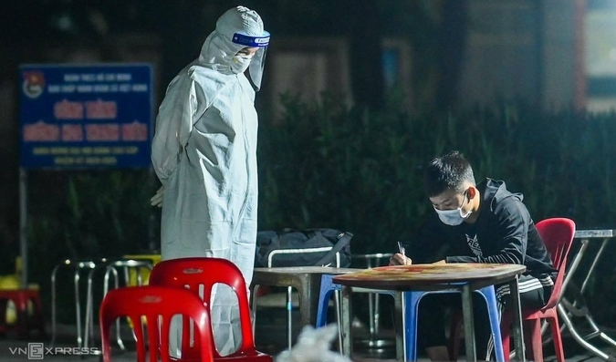 Vietnam COVID-19 Updates (May 3): MOH advises to close nationwide bars & KTVs