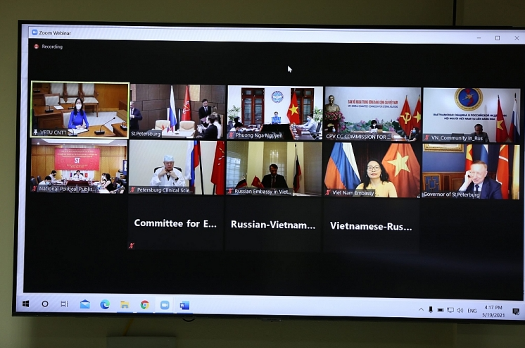 St.Petersburg and HCMC set example for Vietnam-Russia friendship