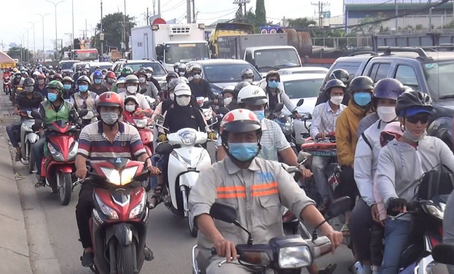 Vietnam Business & Weather Briefing (May 9): Gold Price Dropped, Heavy Rain Forecasted