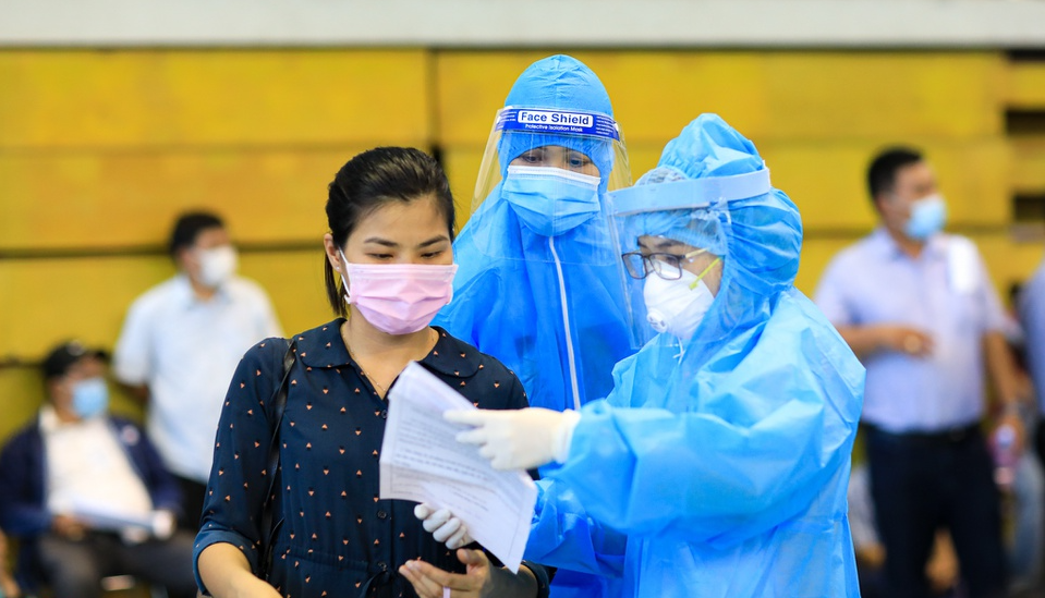 Vietnamese artists volunteer in Ho Chi Minh City vaccination campaign