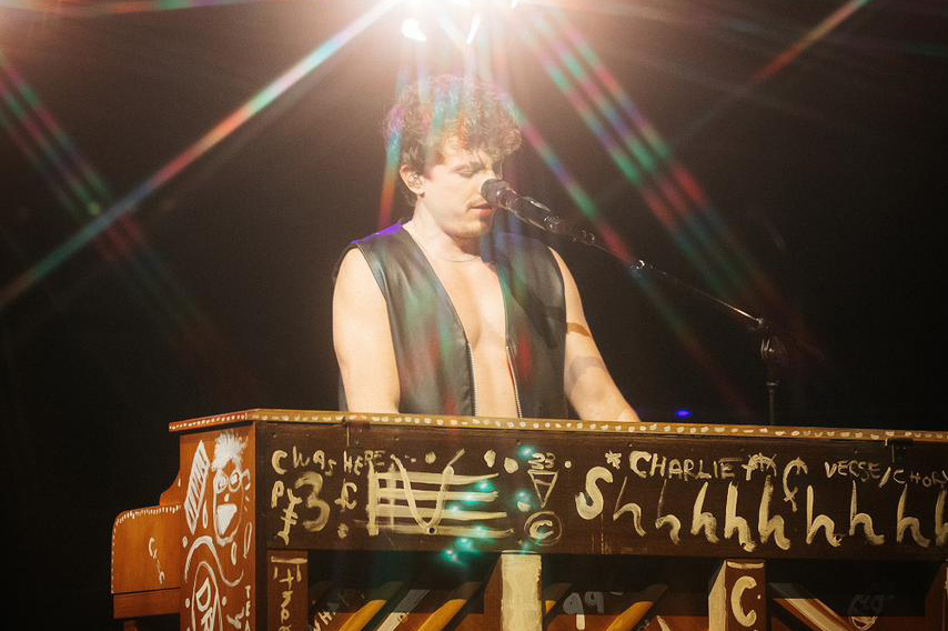 Charlie Puth and Vietnamese artists to converge at 8Wonder super music festival