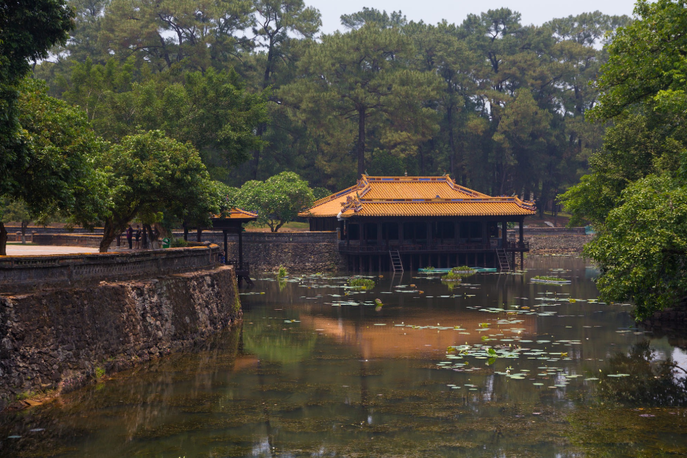 the antique beauty of emperor tu ducs tomb through international lenses