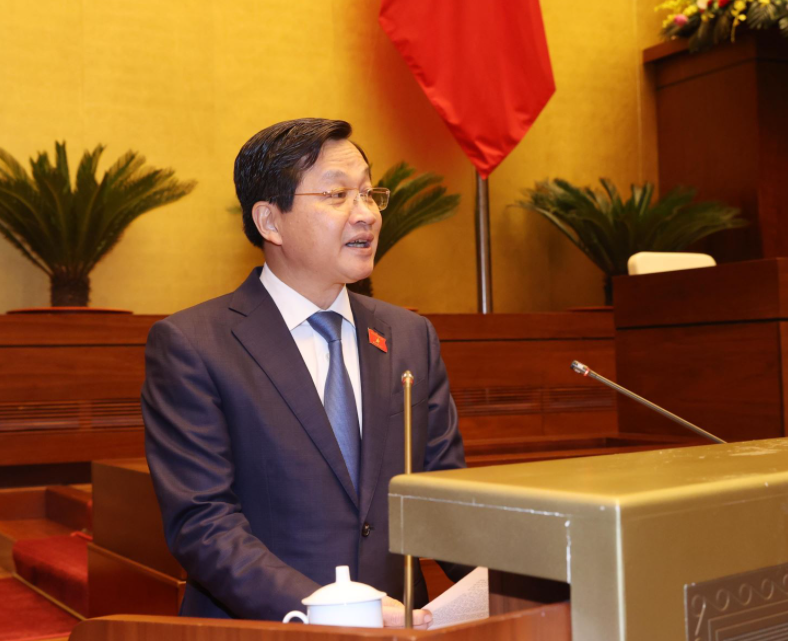 Biography of Deputy Prime Minister Le Minh Khai: Positions and Working History