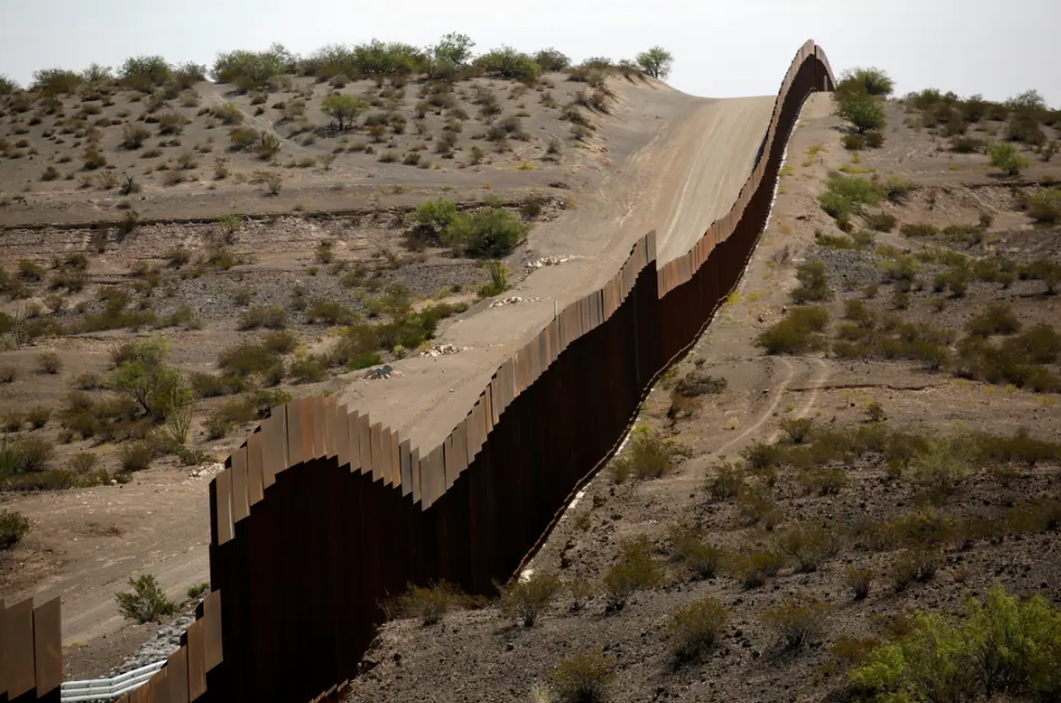 the definition of national territory and border